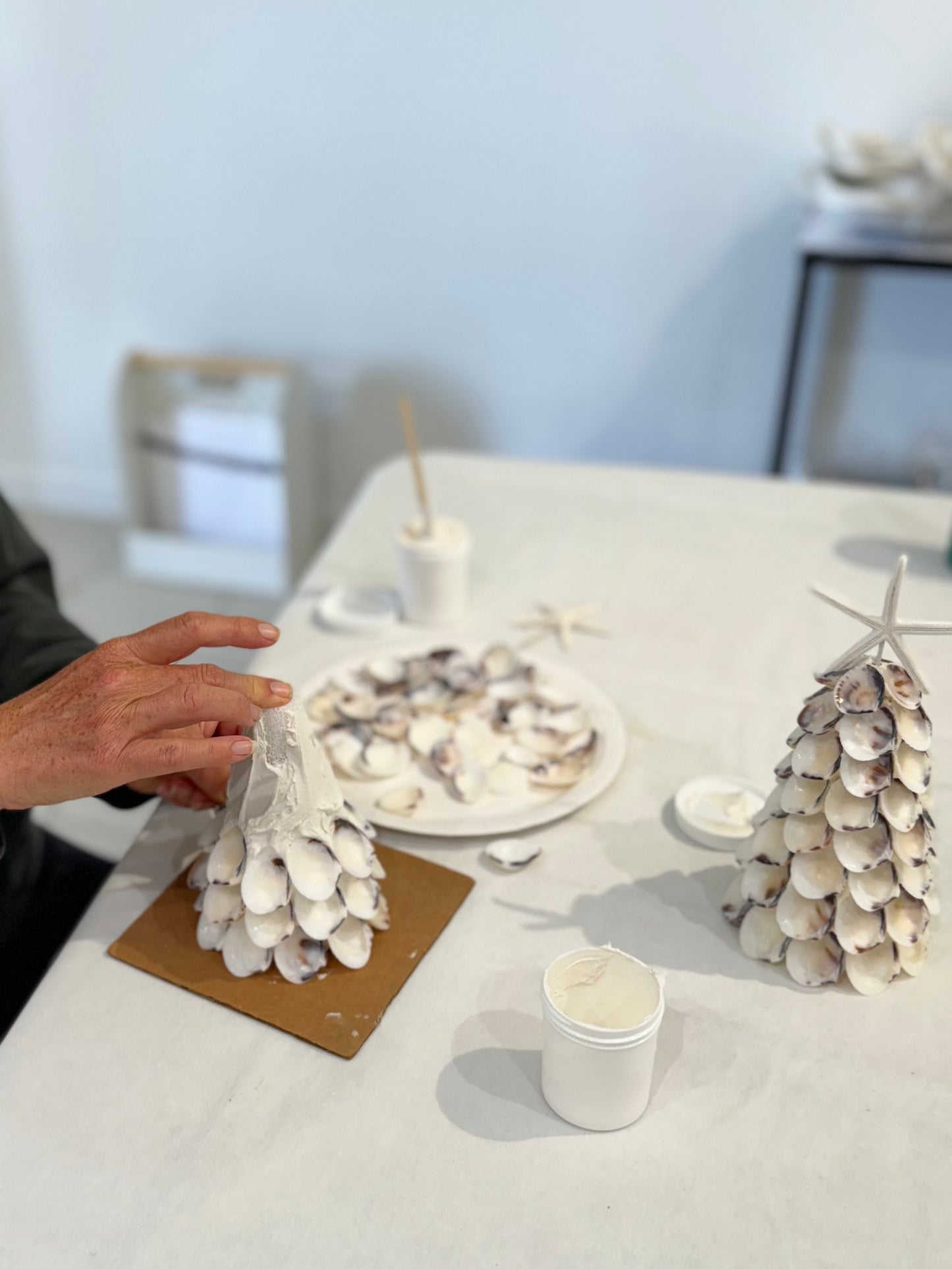Workshop: Holiday Shell Tree Craft with Ellie Piper, Sun 11/16, 3:00pm-4:15pm